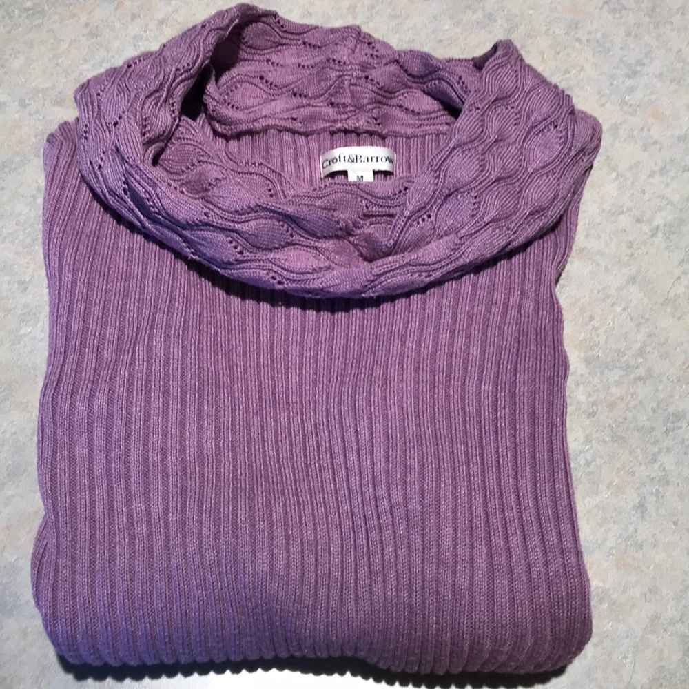 Lilac Croft & Barrow cowl-neck sweater Sz M